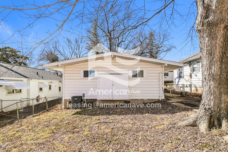 Building Photo - 10819 Kingbee Pl