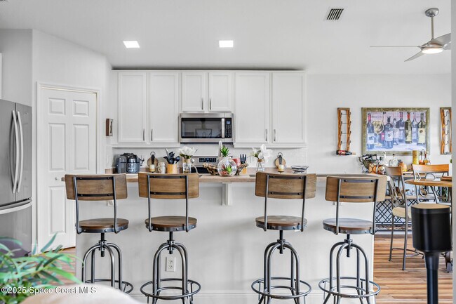 Building Photo - 1785 Ficus Point Dr