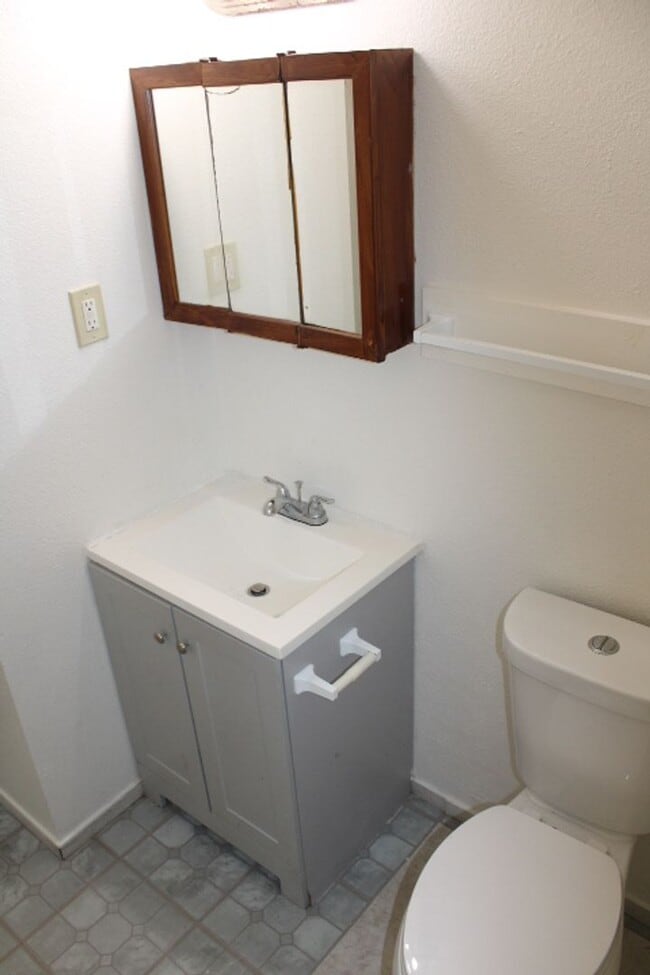 Building Photo - 3800 Waller Ave