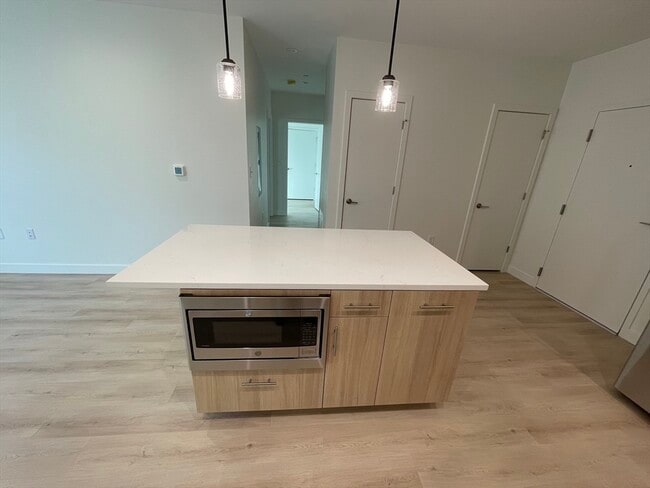 Building Photo - 1151 Walnut St