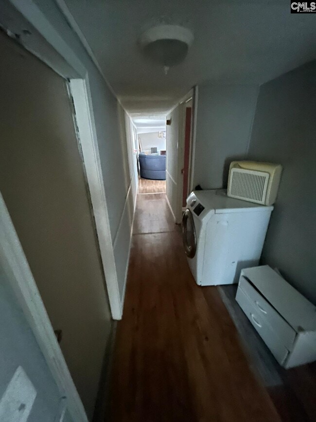 Building Photo - 2100 Legrand Rd