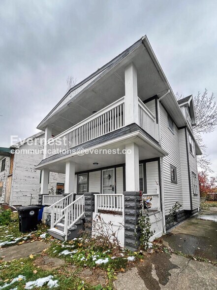 Building Photo - 2932 E 118th St