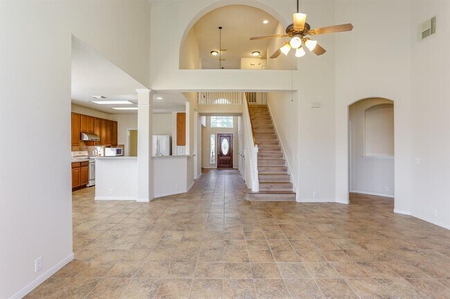 Building Photo - 9007 Lavender Field Ct