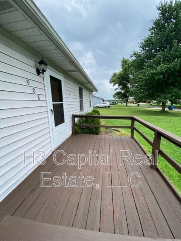 Building Photo - 908 Southard Pl
