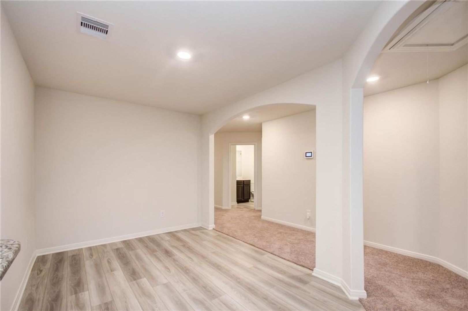 Building Photo - 10699 Lost aples Dr