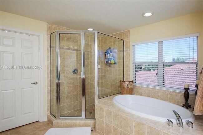 Building Photo - 6945-6974 74th St Cir E