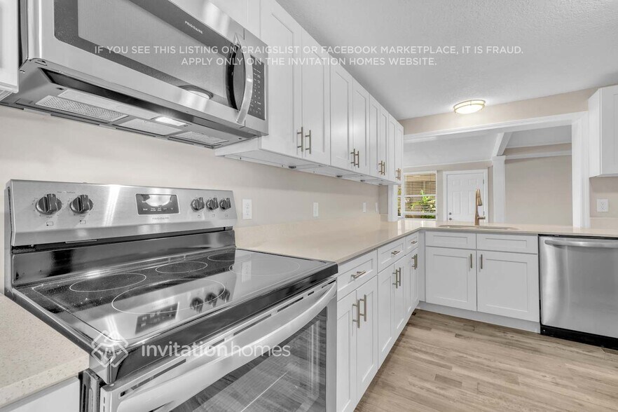 Building Photo - 4127 Glenview Rd