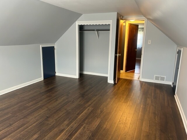 Building Photo - 2415 S Lumber St