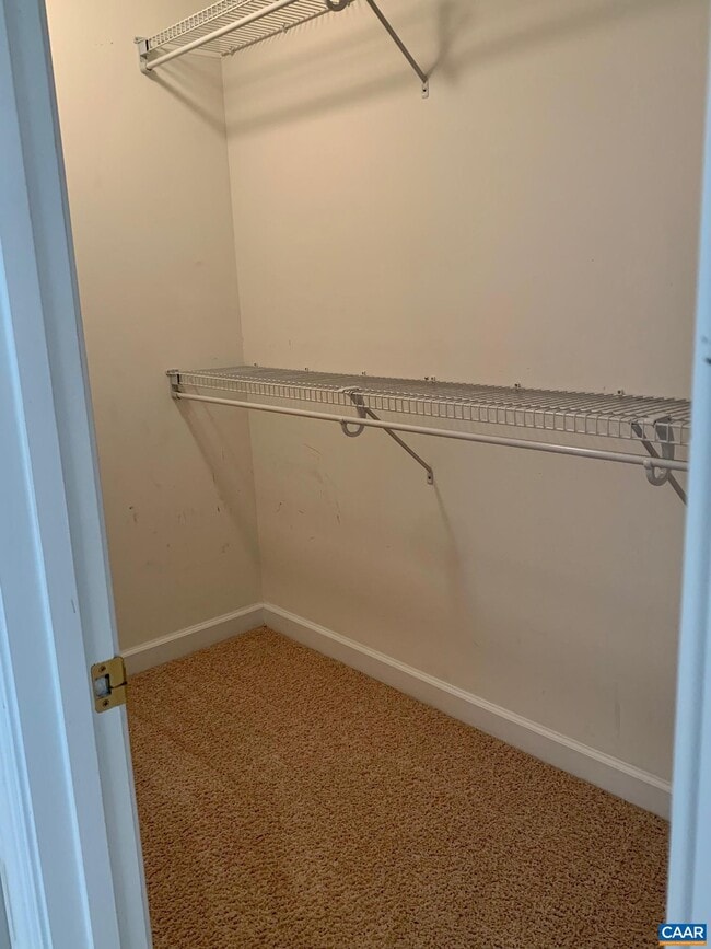Building Photo - 1808 Clay Dr