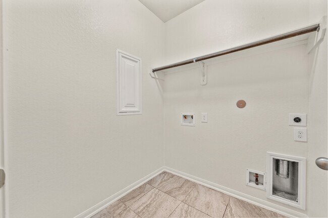 Building Photo - 6411 Westward Wood Way