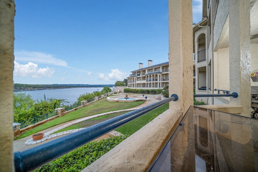 Building Photo - 3404 American Dr