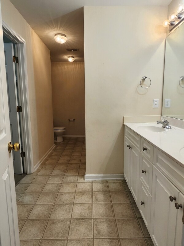 Building Photo - 429 Buttonbush Ct