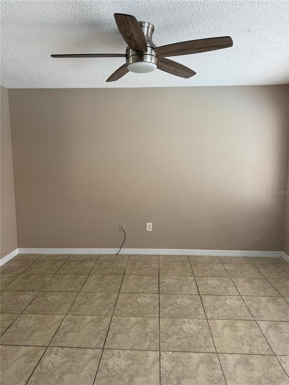 Building Photo - 14235 Sun Bay Dr