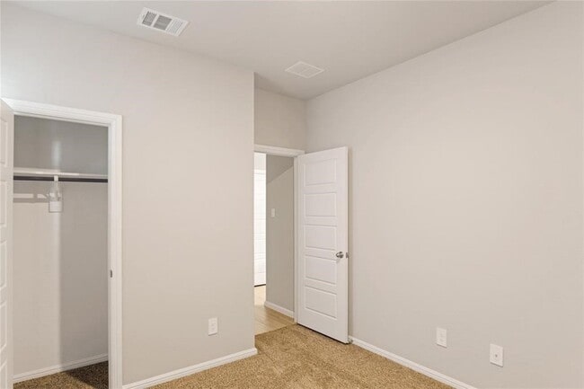 Building Photo - 3116 Pecan Farm Ln