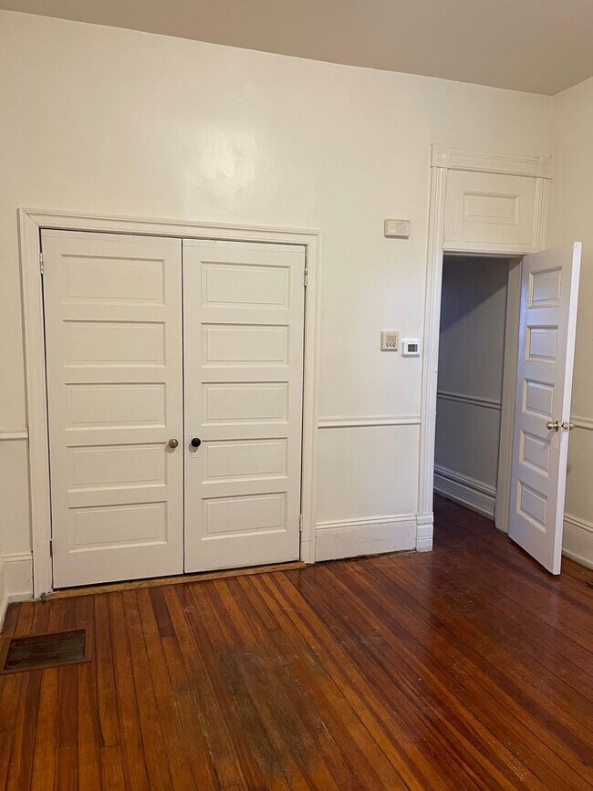 Building Photo - 2630 N Charles St