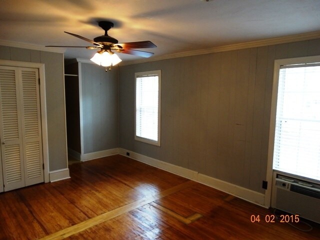 Building Photo - 224 Holly Hill Rd
