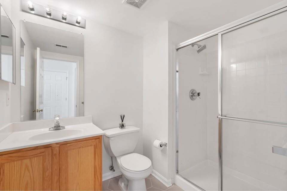 Building Photo - 47516 Anchorage Cir