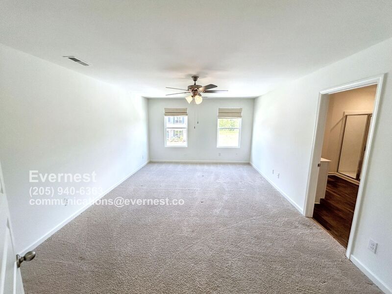 Building Photo - 1301 Chelsea Pk Trl