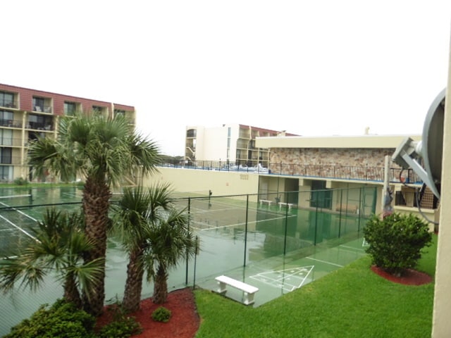 Building Photo - Updated 1 Bed 1 Bath Condo Across A1A from...