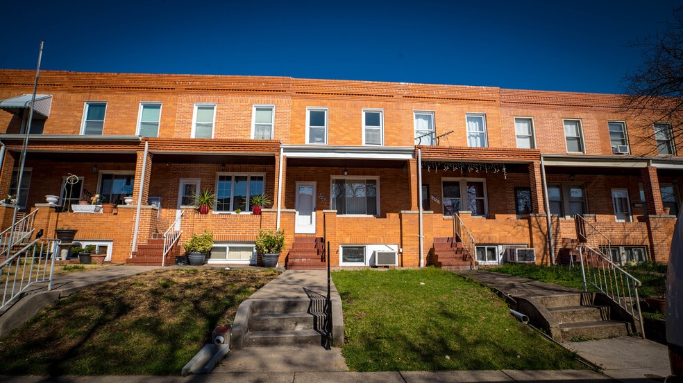 Building Photo - 357 Folcroft St