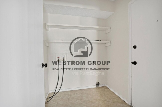 Building Photo - 1115 Stone Creek Dr