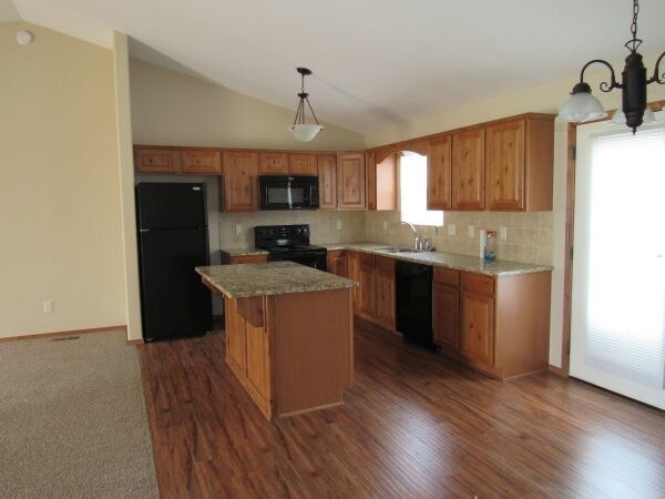 Building Photo - 2027 Harvest Ridge Ct