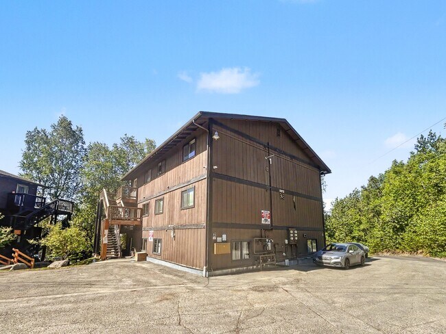 Building Photo - 8612 Boundary Ave