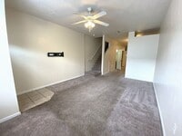 Building Photo - Kensington North #1608 - Pet Friendly!
