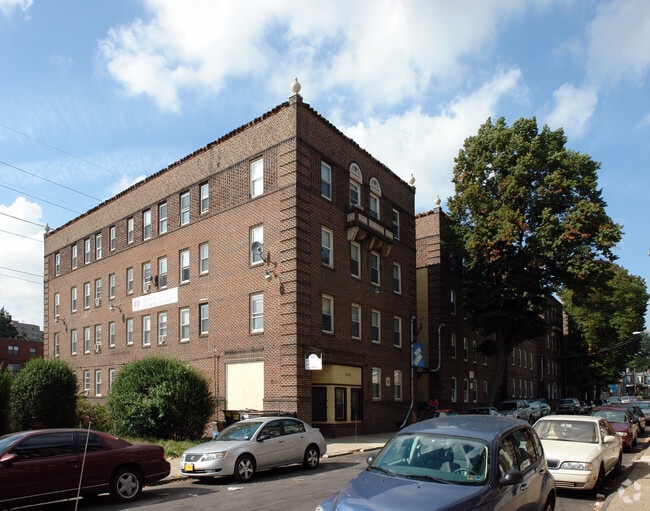 King�s Manor Apartments Philadelphia, PA Apartment Finder