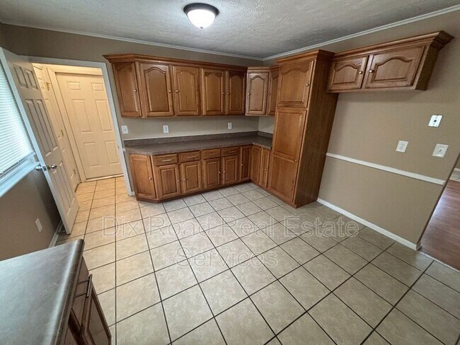 Building Photo - 1148 Blackwell Dr