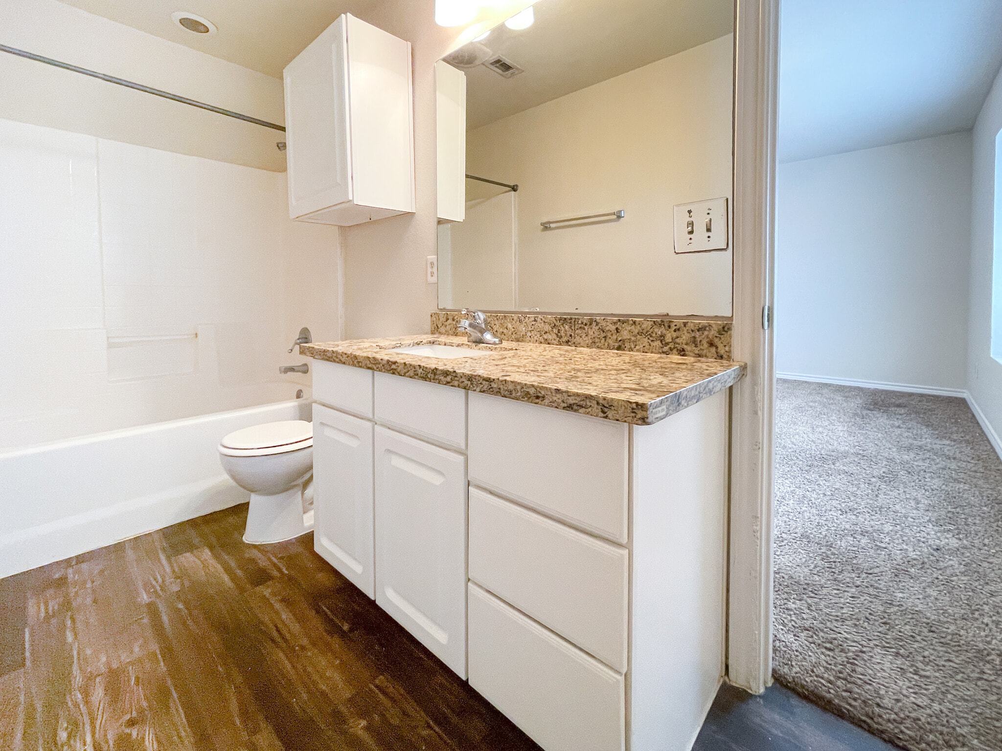 Building Photo - 309 Gurley Ln