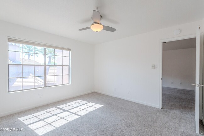 Building Photo - 5950 N 78th St