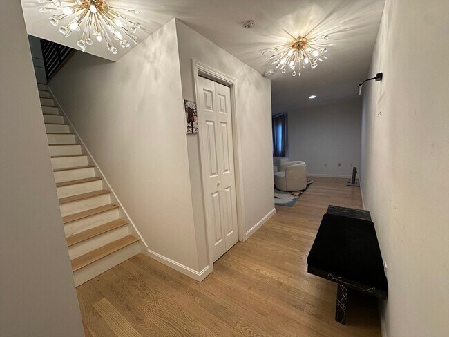 Building Photo - 66 St James Pl