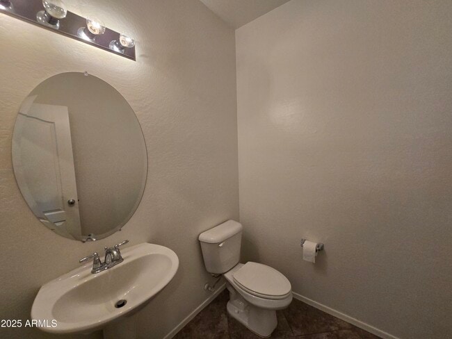 Building Photo - 3538 E Carla Vista Dr