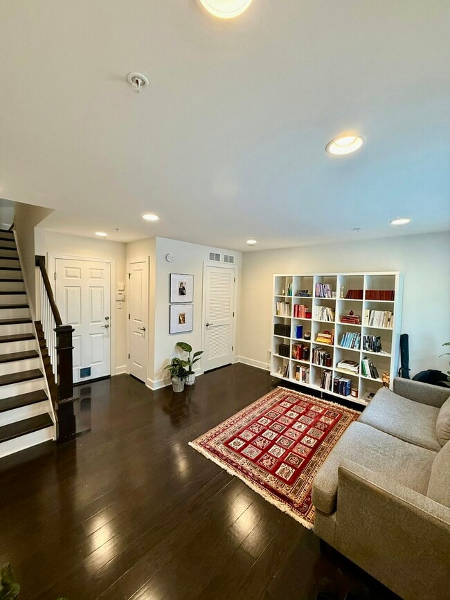 Building Photo - 4624 Woodberry St