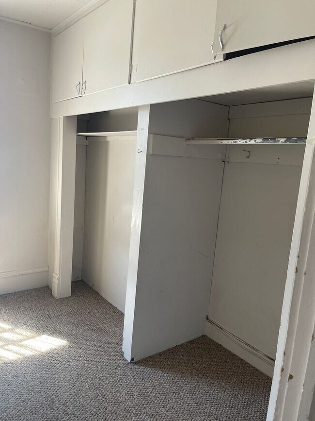 Building Photo - 628 W. Granite-630 1/2