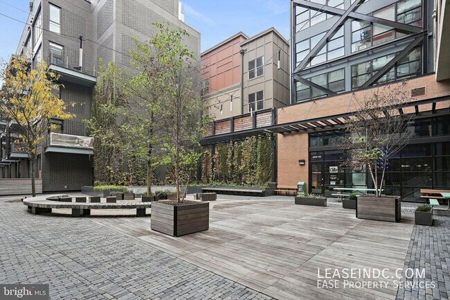 Building Photo - 1625 Eckington Pl NE