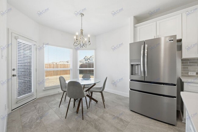 Building Photo - 6700 Palmdale Ln