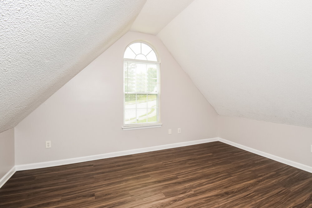 Building Photo - 7957 Lake Wind Ct
