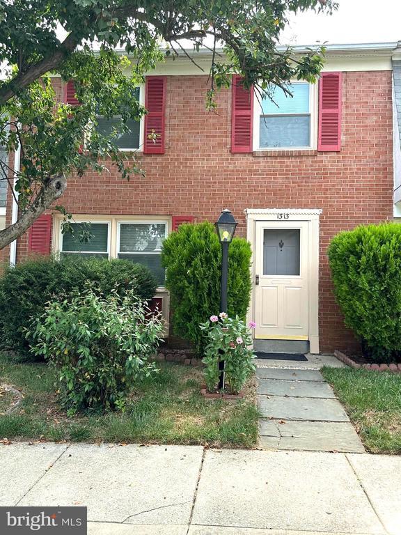 Primary Photo - 1313 Potomac Heights Dr