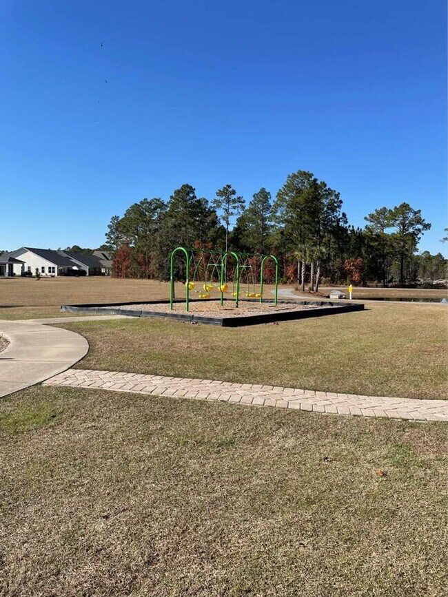 Building Photo - Available Soon! Stunning Five Bedroom, Three Bath Home in Clear Pond!