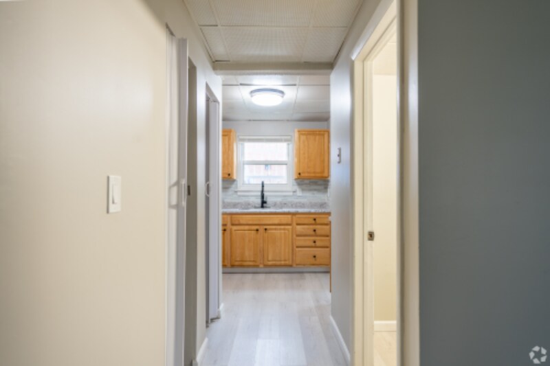 Building Photo - 238 Mather St