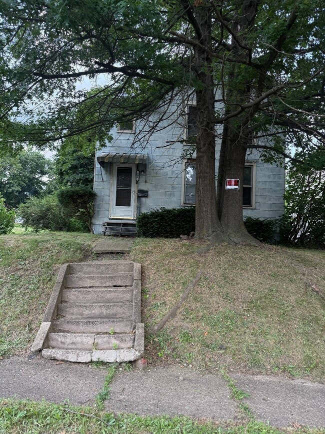 Primary Photo - 806 Milner St