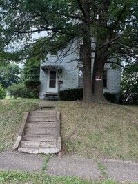 Building Photo - 806 Milner St