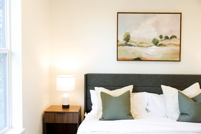 Building Photo - 3922 I St