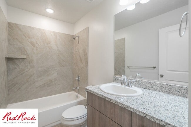 Building Photo - 1005 Tortoise Rock Dr