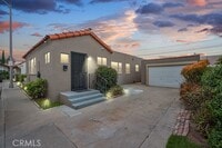 Building Photo - 1515 E Walnut Way