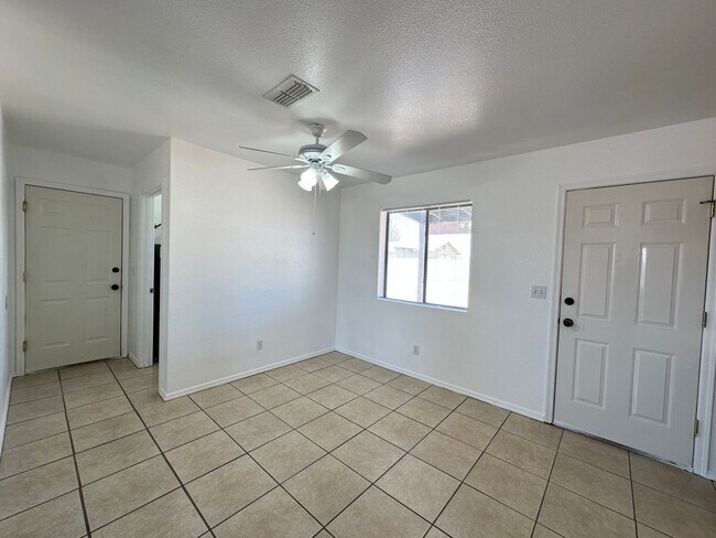 Building Photo - 6527 Nielsen Way