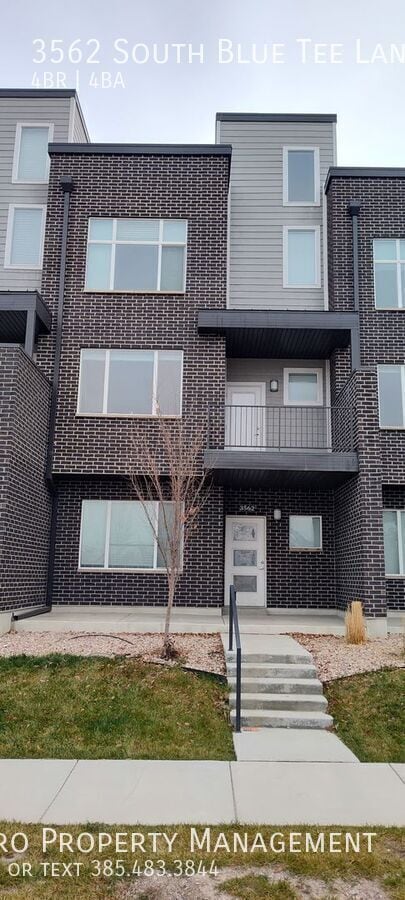 Building Photo - 3562 Blue Tee Ln