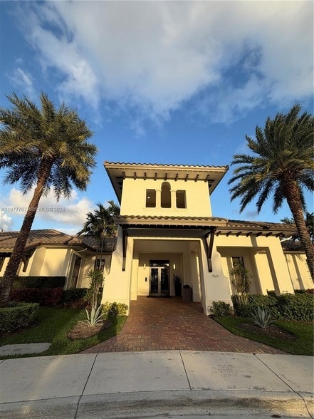 Building Photo - 3483 W 97th St